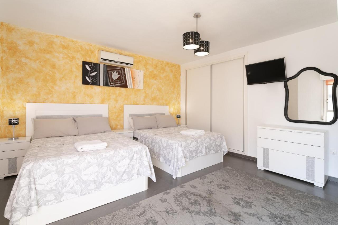 Penthouse Apartment On Los Locos B Торевиеха Екстериор снимка